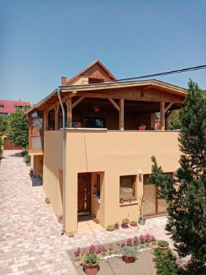 Jázmin-Szieszta Apartmanház Balatonfüred